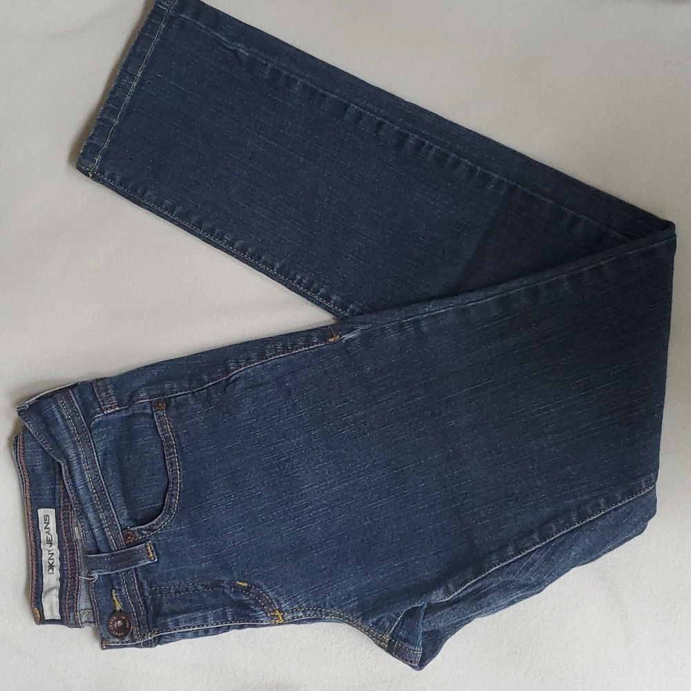 DKNY  jeans